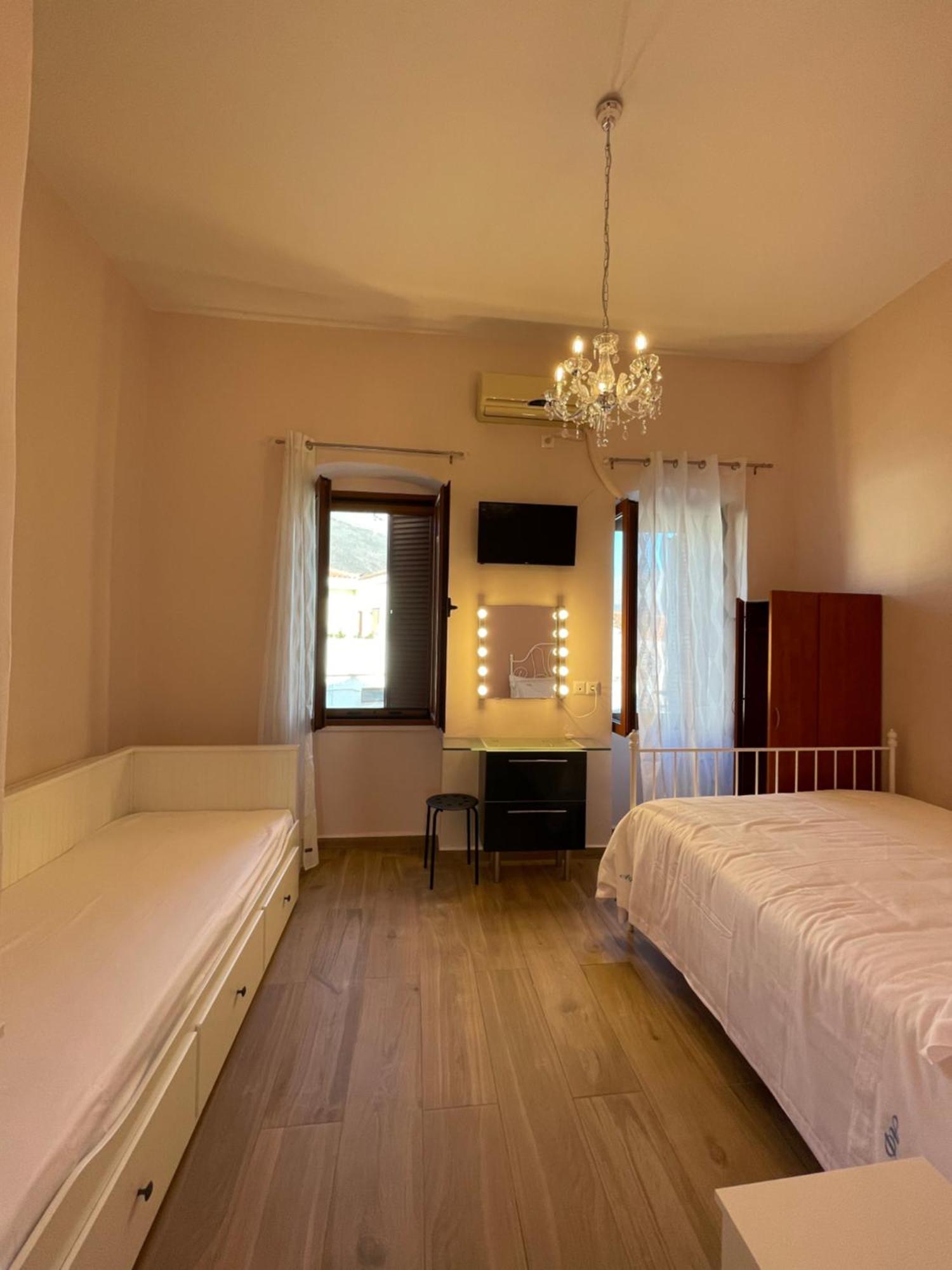 Af Guest House Areopoli Exterior photo